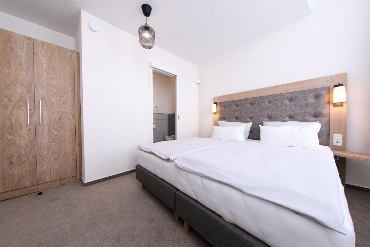 24/7 Selfcheckin Schmiedestrasse Hotell Leer Eksteriør bilde
