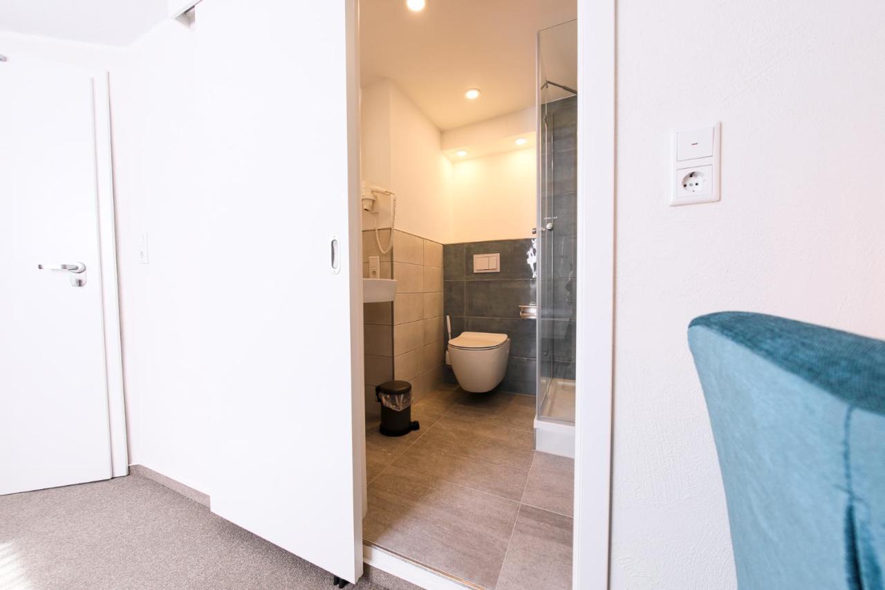 24/7 Selfcheckin Schmiedestrasse Hotell Leer Eksteriør bilde